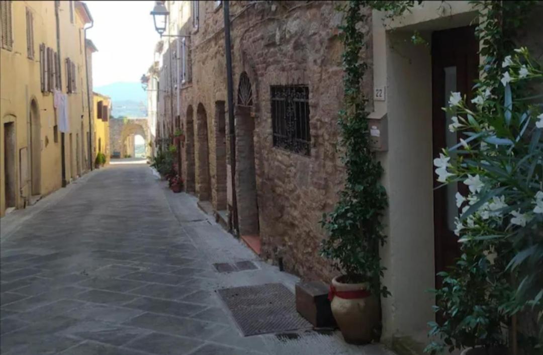 Casa Contadina In Borgo Medievale, Tuscany Monteguidi 외부 사진